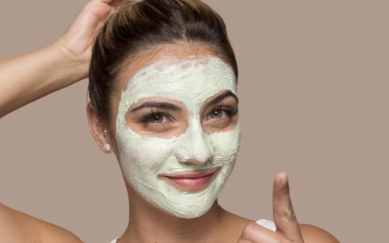 Maissitärkkelyksen ja ruokasoodan sekoittaminen: miksi se on suositeltavaa ja mihin sitä käytetään