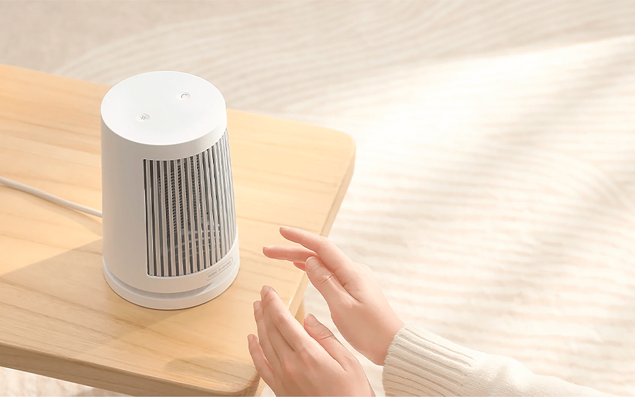 Pieni, älykäs ja edullinen: Lidl esittelee alle 10 euron hintaisen lämpöpatterin, joka lämmittää huoneen hetkessä.