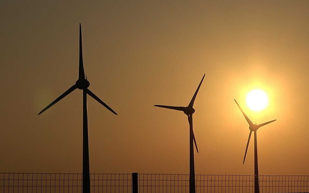 Kukaan ei tiedä, mitä tehdä vanhoille tuuliturbiineille; Kiina haluaa käyttää niitä aavikoitumisen torjumiseen.