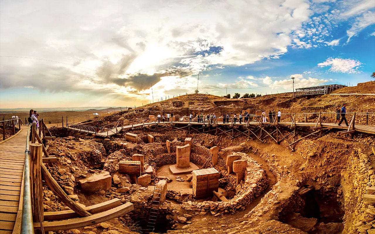 Turkin Kayserin kaupungissa sijaitsevan muinaisen kaatopaikan alta on löydetty 2000 vuotta vanha roomalainen hippodromi.