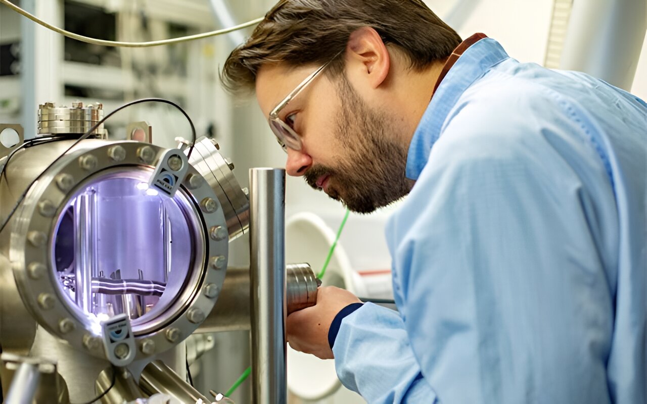 Tutkijat ovat löytäneet hengittävän kiteen: tärkeä askel kohti kestäviä ja puhtaita teknologioita