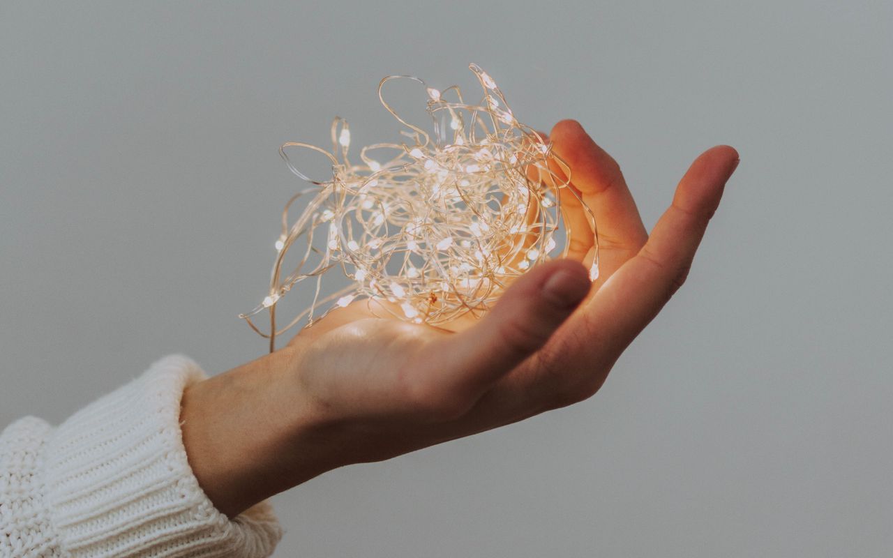 Hyvästi, hehkulamput, joita ammattilaiset pitävät ”vanhentuneina”: näin voit korvata ne trendikkäissä sisustuksissa